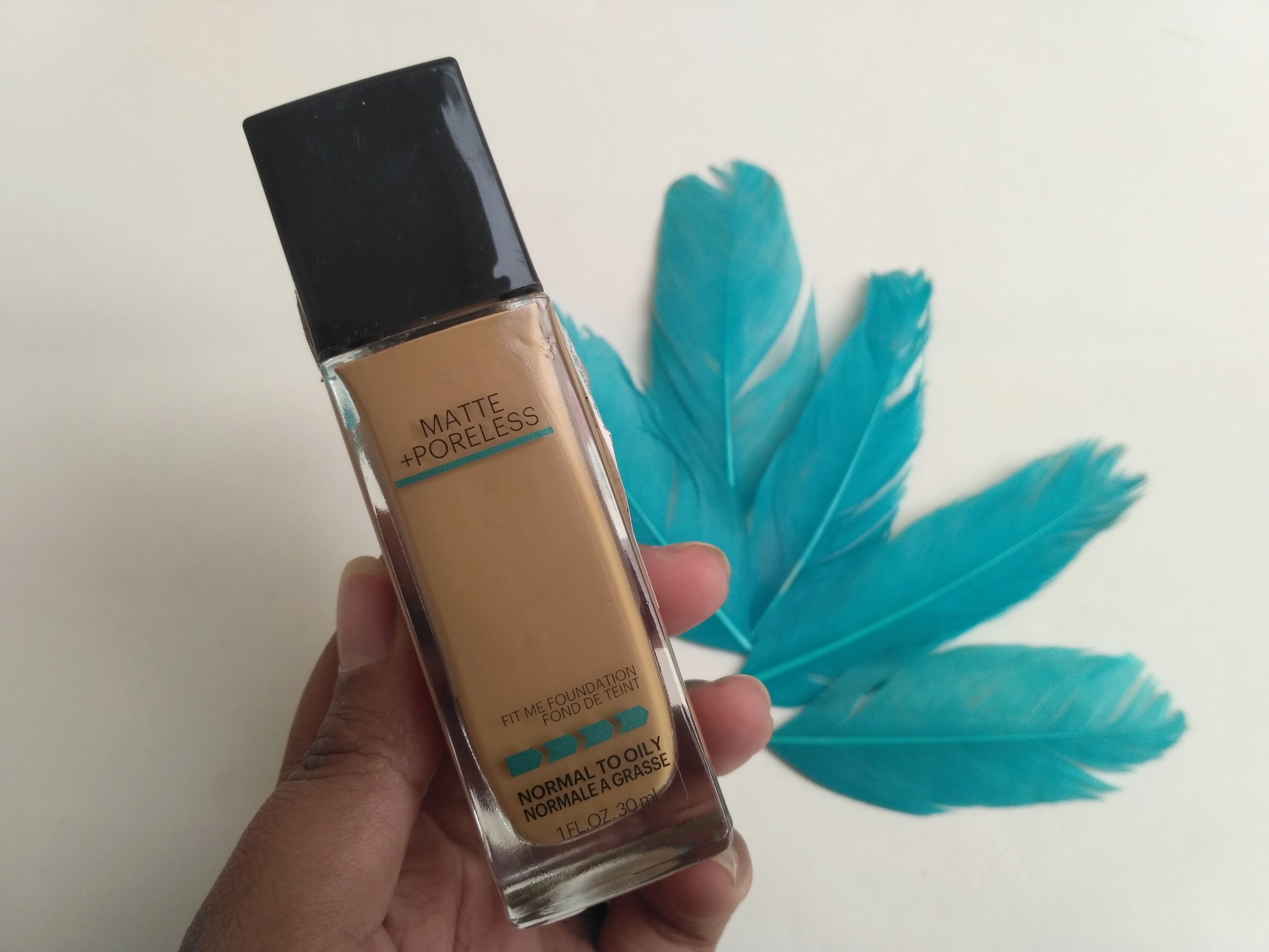 Maybelline Fit Me Matte Poreless Foundation Golden Caramel