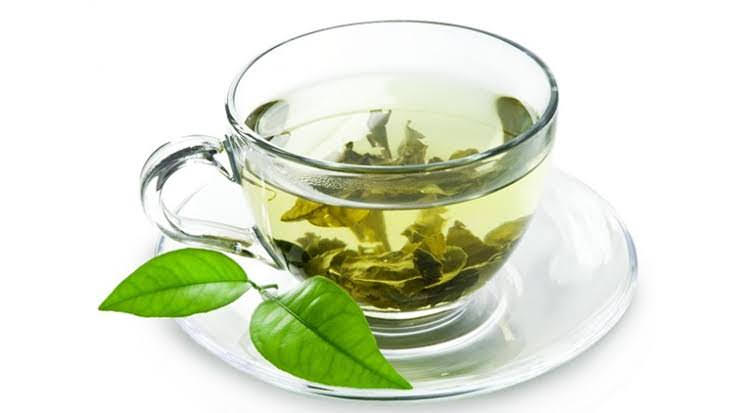 Treat Makeup Allergy with Green Tea