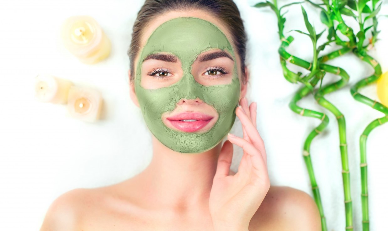 green clay mask for acne