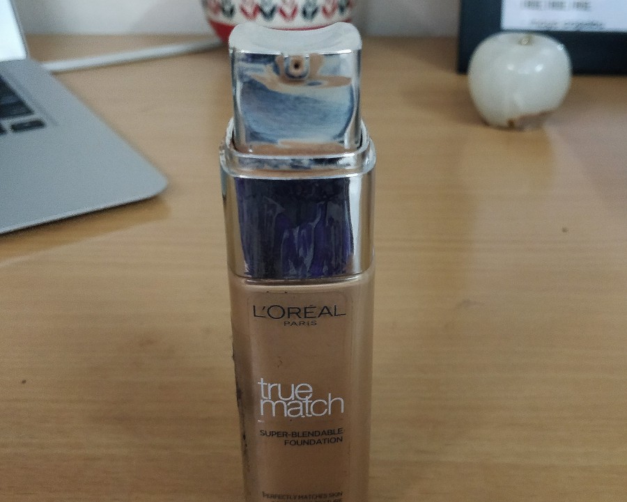 L'Oreal Paris True Match Super Blendable Foundation packaging