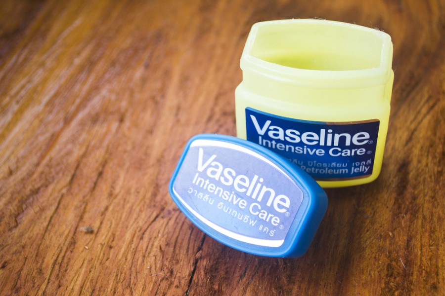 is vaseline good for your face