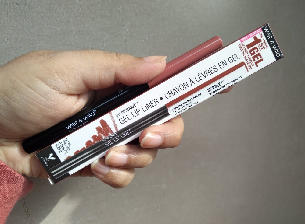 Wet n Wild Perfect Pout Gel Lip Liner Bare to Comment - Review