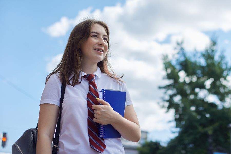 How to Look Groomed When You're Back to School